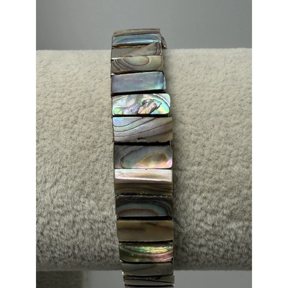 Xanadu‎ Abalone Ladies Watch New Battery 26MM 6
